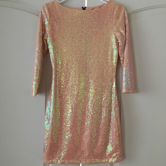 ❌SOLD❌NWT SOLD OUT/OOS NastyGal sequin mini dress - Picture 2 of 7